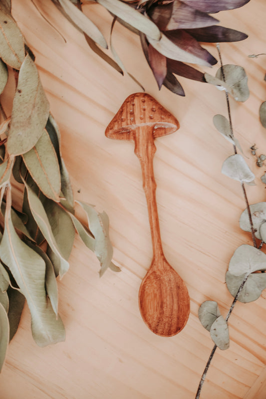 Meadow mushroom spoon