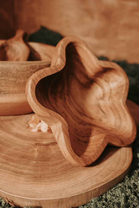 Wooden star bowl