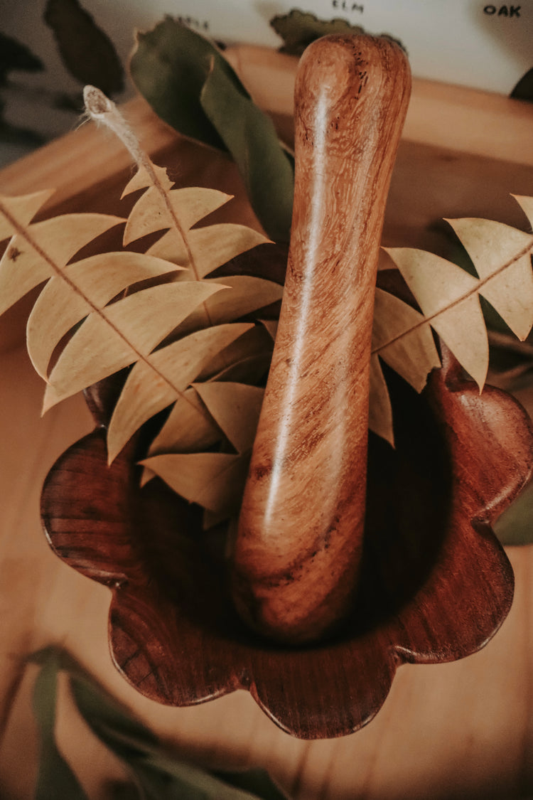 Petal and pestle