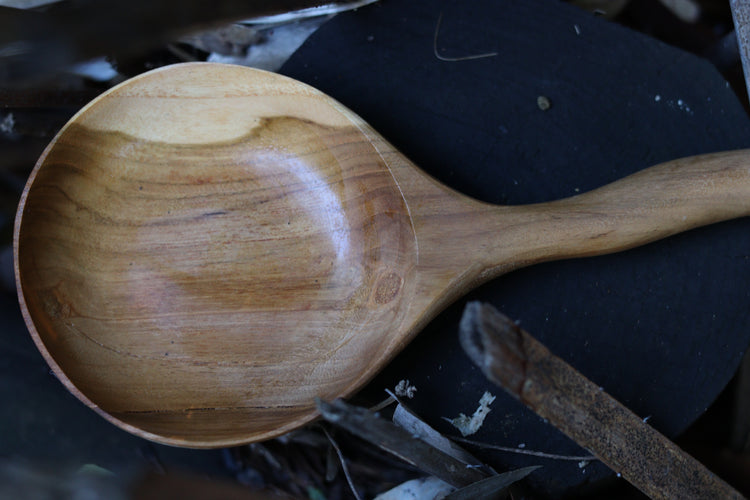 Teak scoop spoon