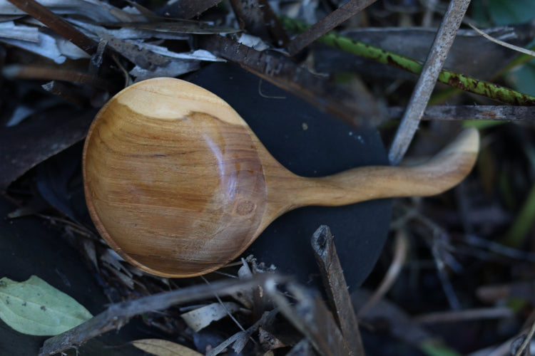 Teak scoop spoon