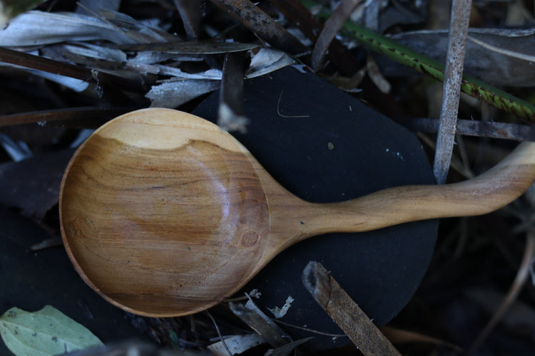Teak scoop spoon