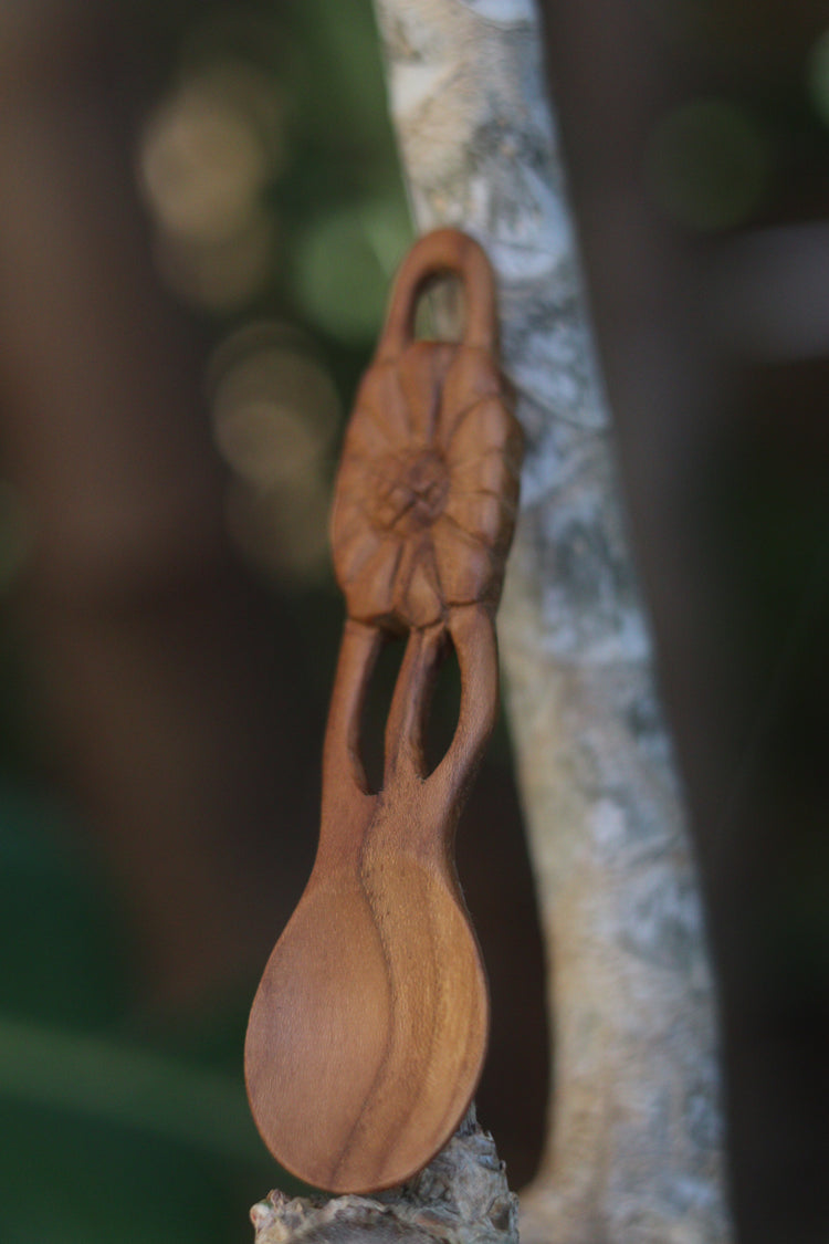 Single flower teak spoon