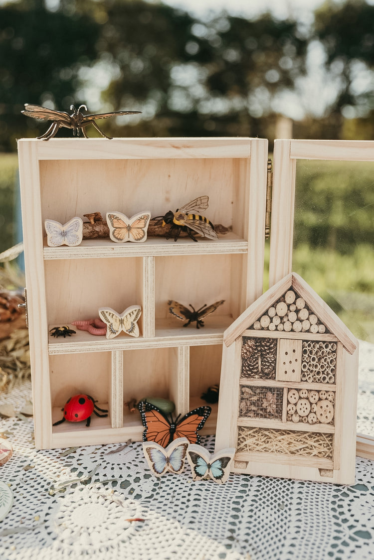 Bug Home & Butterfly Set | Nature inspired Small World Play