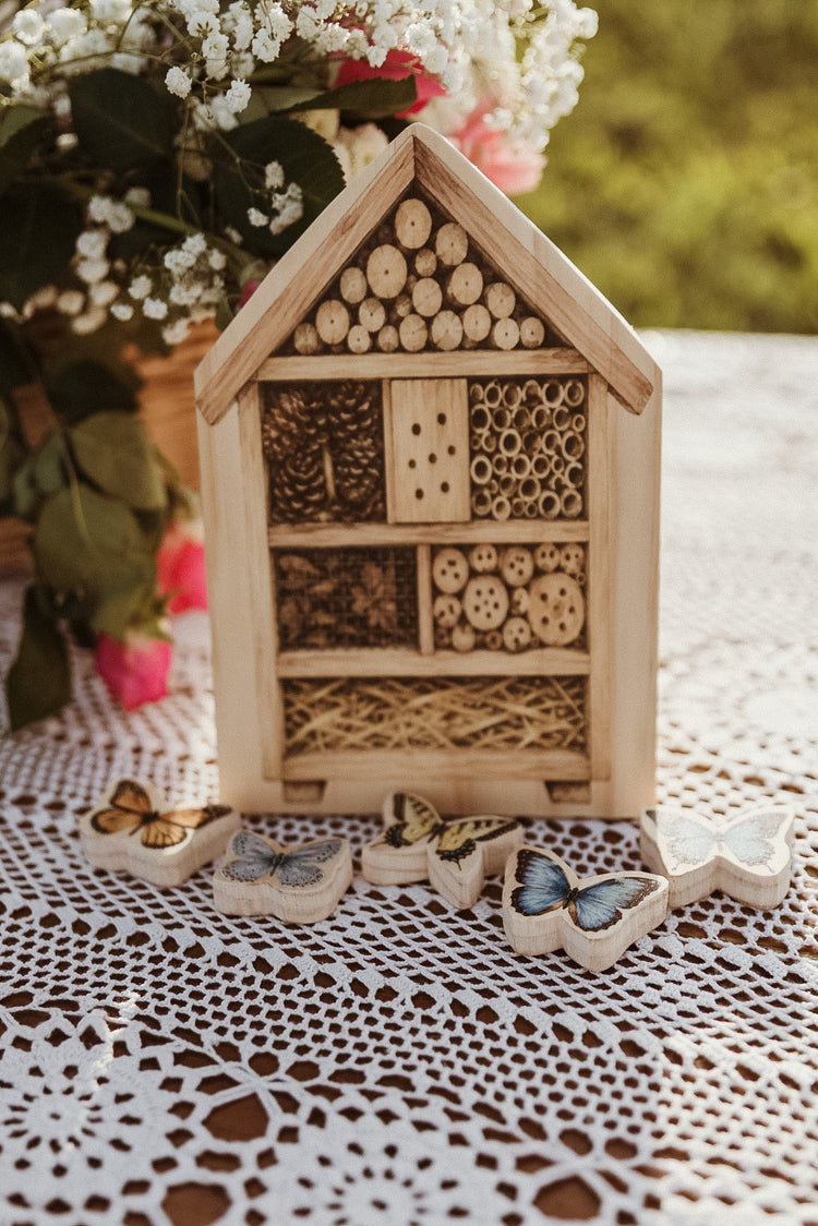 Bug Home & Butterfly Set | Nature inspired Small World Play